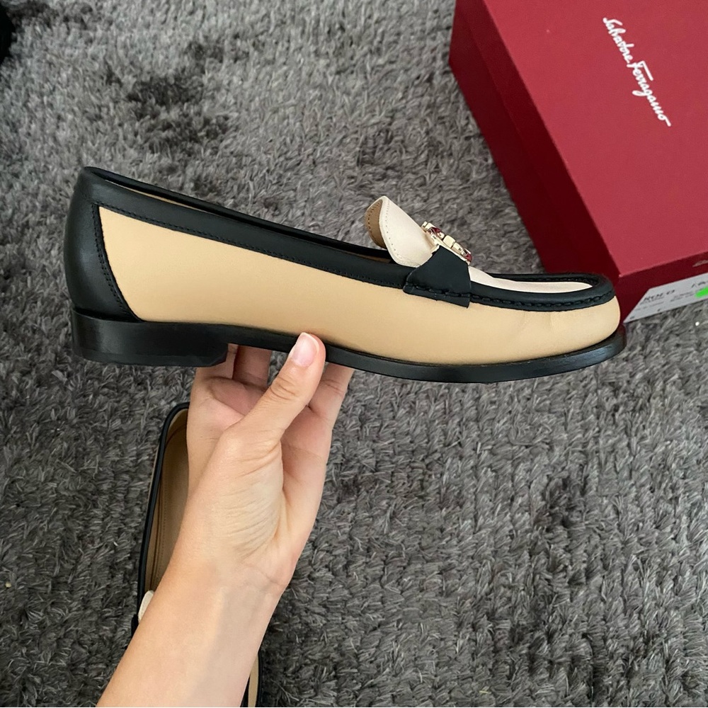 Salvatore Ferragamo loafers - Picture 4 of 14